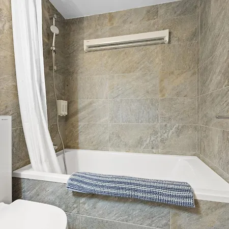 Apartman Haus Rossignol B 2e By Interhome Zermatt